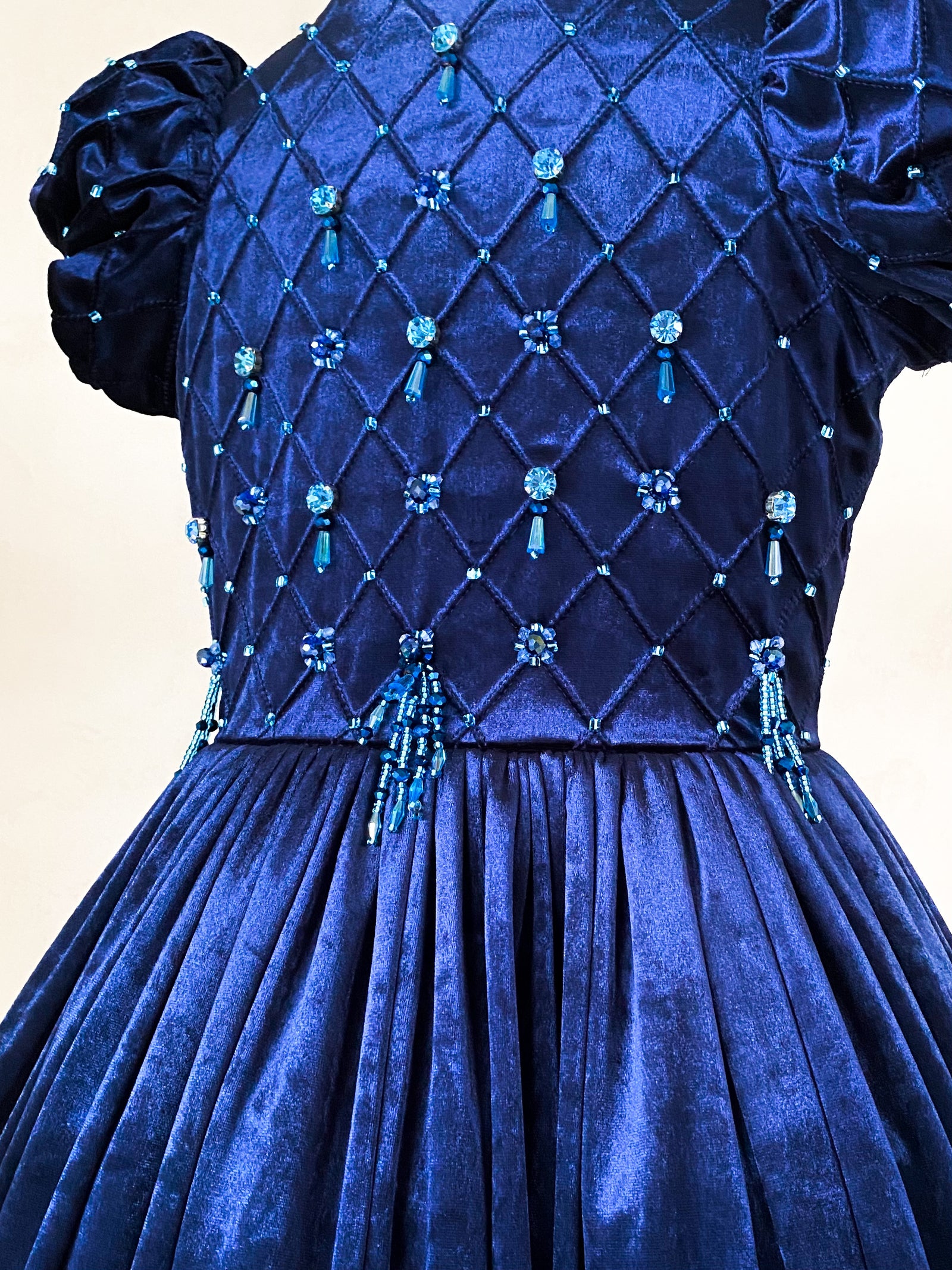 白の女王 -Royal Blue Sapphire Dress Ver.-: フィギュア